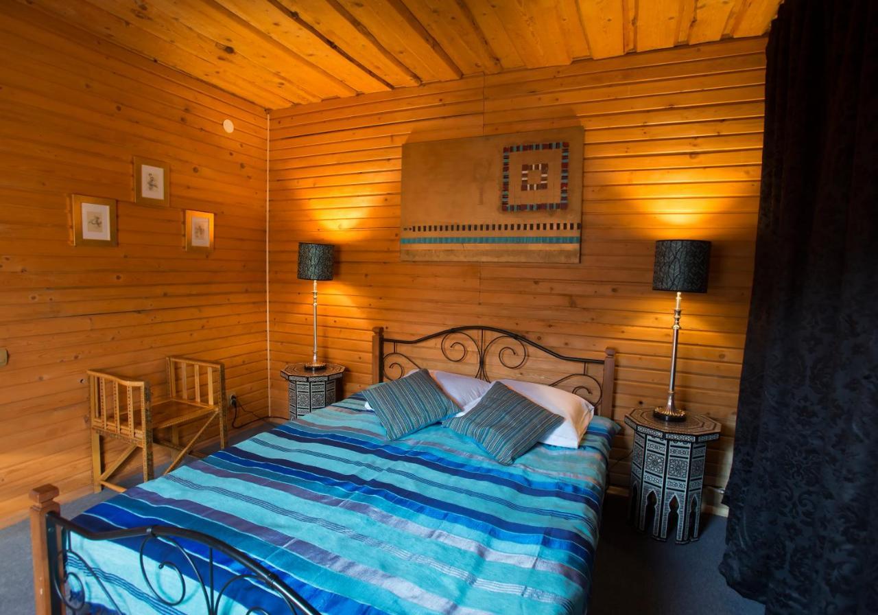 Hotel Raksi à Cēsis Extérieur photo