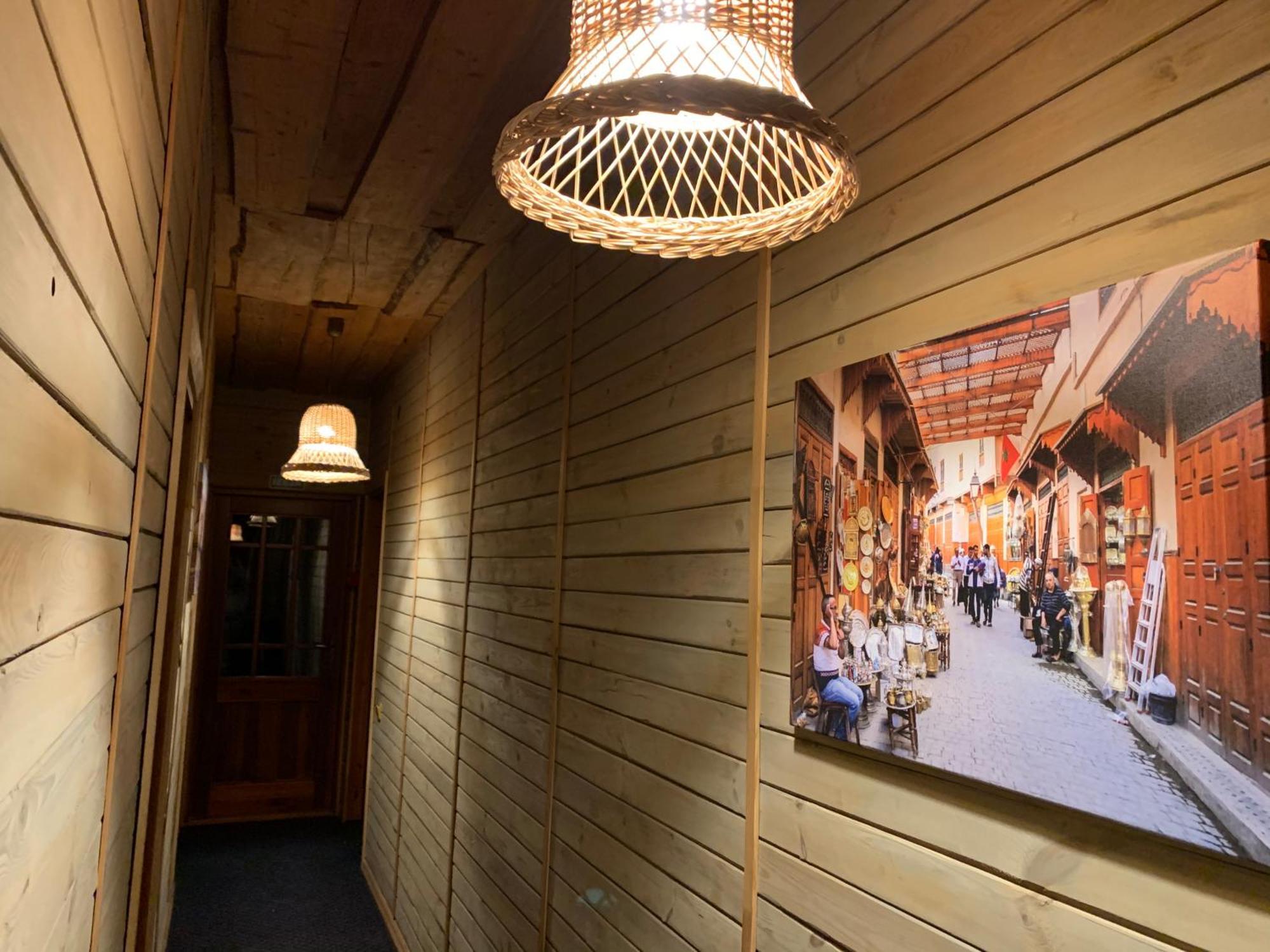 Hotel Raksi à Cēsis Extérieur photo