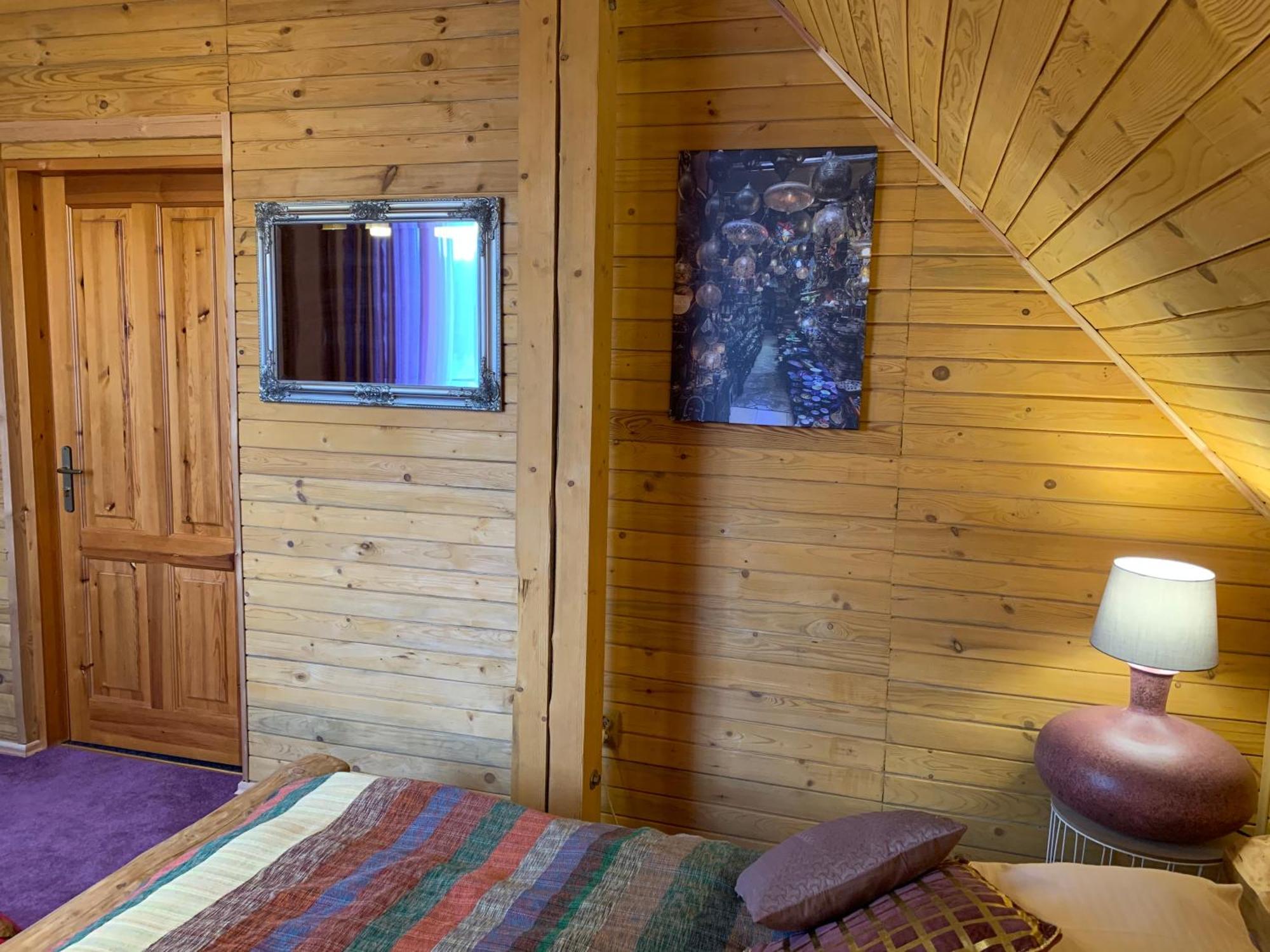 Hotel Raksi à Cēsis Extérieur photo