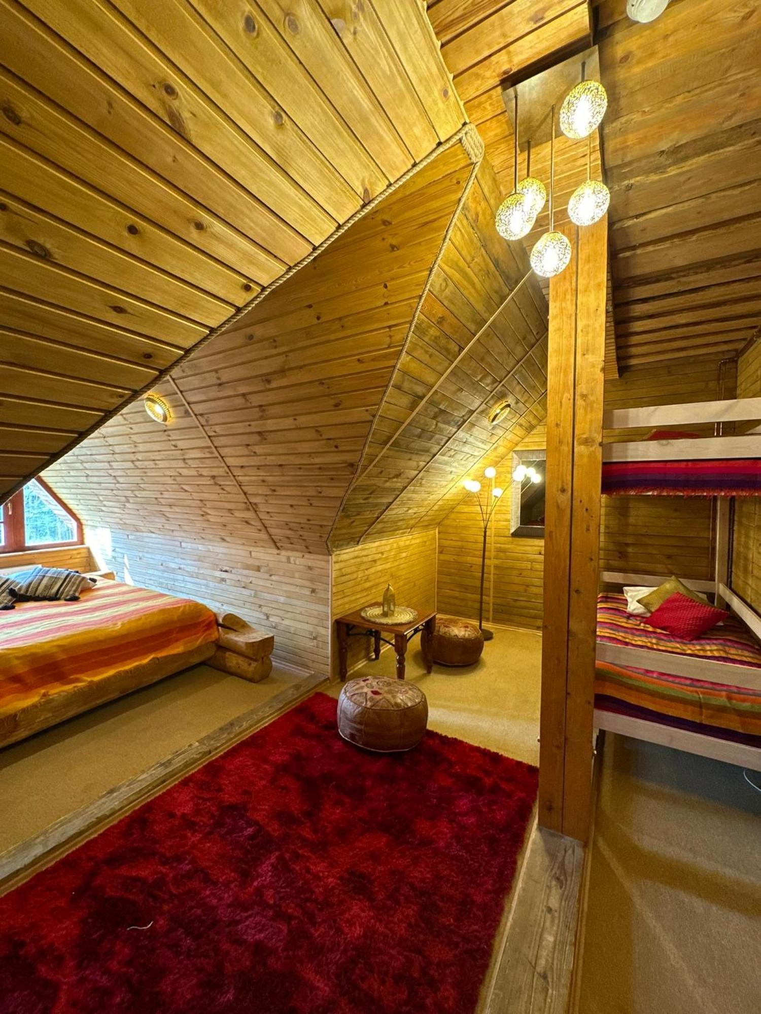 Hotel Raksi à Cēsis Extérieur photo